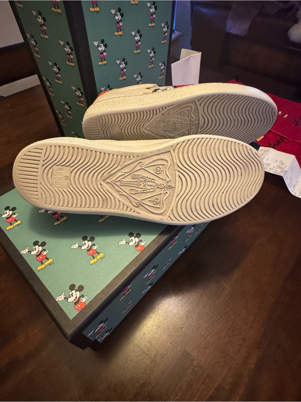 Authentic Gucci x Disney Mickey Mouse Sneakers - Picture 9 of 12